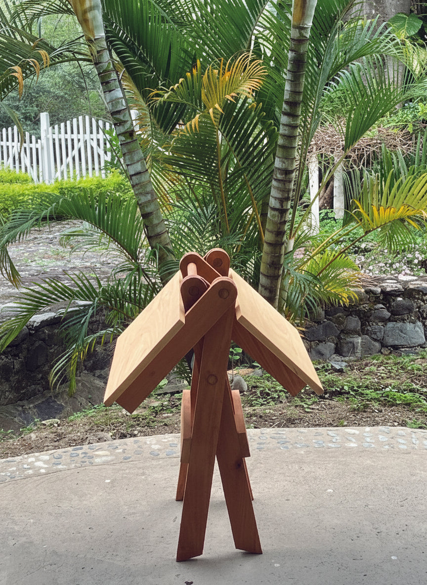 Mesa plegable de madera de cedro rojo